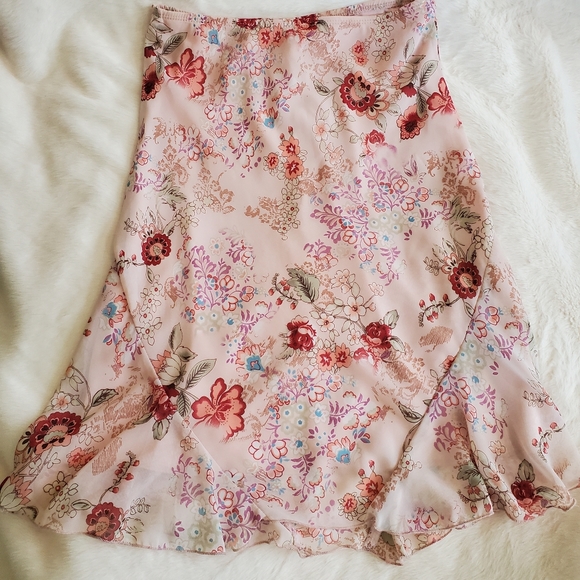 Mandees Pink Floral Skirt - Picture 7 of 9